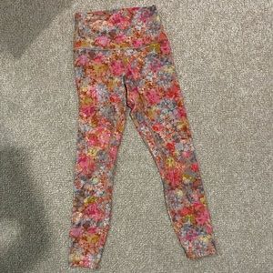 Lululemon Align 25”